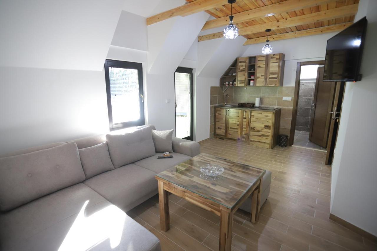 P-Zlatar, Apartman 3 Brdo Exteriör bild
